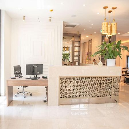 Cosmopolita Boutique Hotel Timişoara Buitenkant foto